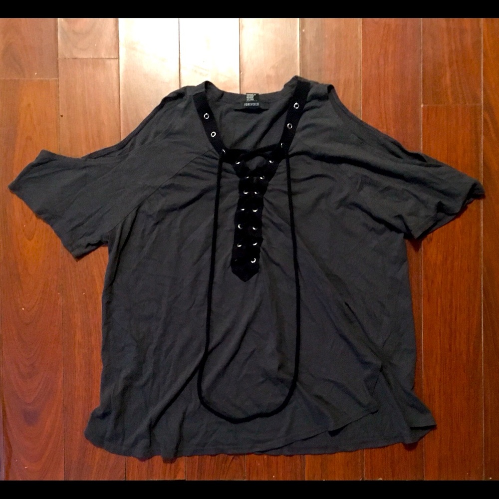 ❤️ Dark Gray Cut Off Shoulders Top